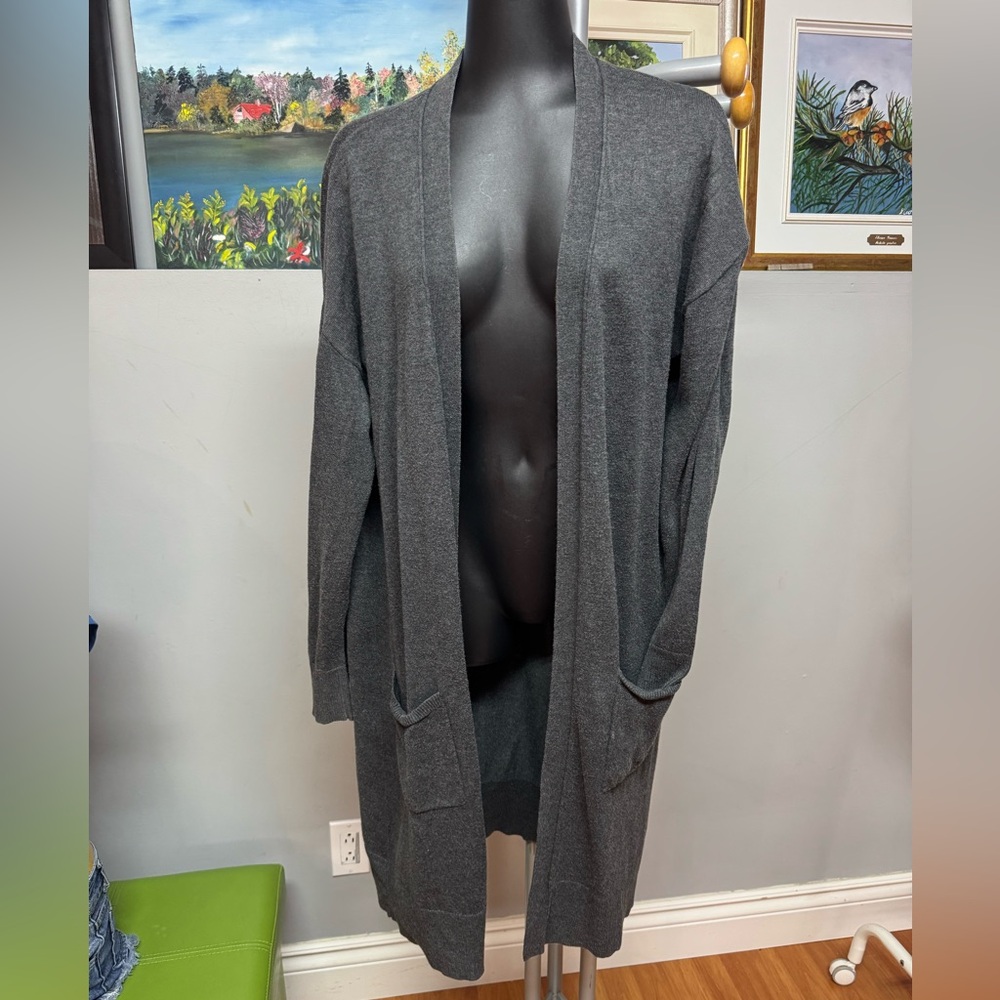 Reitmans Charcoal Open-Front Longline Cardigan. EUC . Very long, cozy and soft - Picture 1 of 5